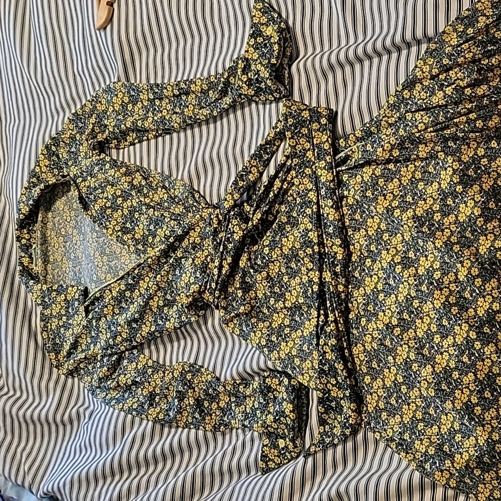 Vintage 70s Huk-a-Poo floral wrap dress